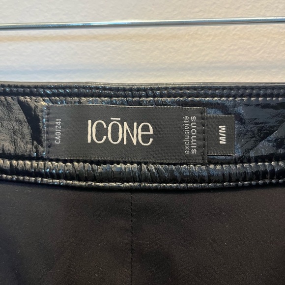 BNWOT Icone vinyl/latex look mini skirt - Picture 2 of 6